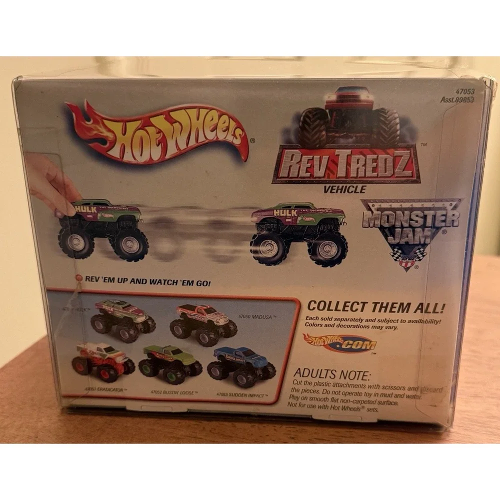 VTG Mattel Hot Wheels Rev Tredz Monster Jam SUDDEN IMPACT‎ Truck REV N GO 2001